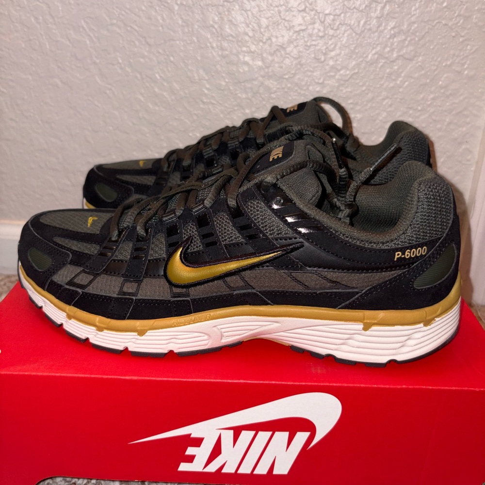 NIKE P 6000 Pewter/Gold ‼️STEAL‼️ Size 10.5M
